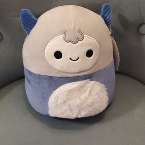 8" Horace YETI Squishmallow